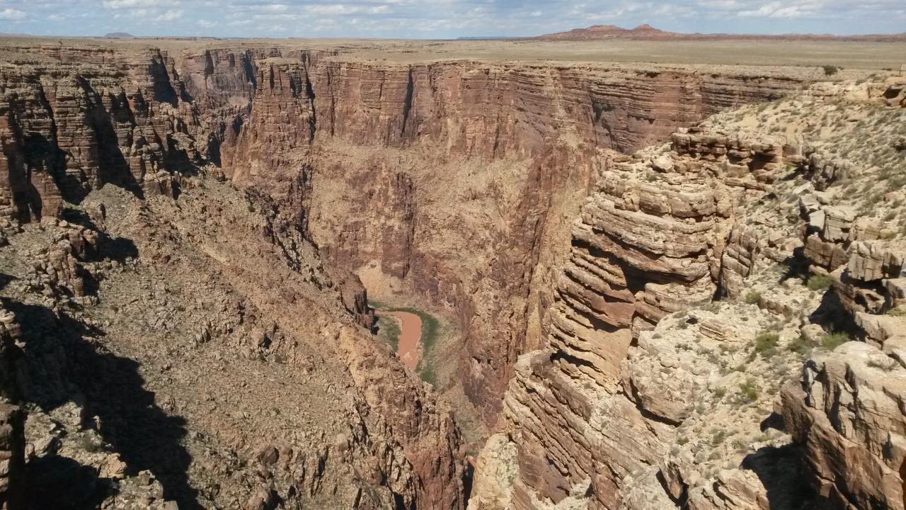 2014 Colorado : coulée rouge au fond du canyon