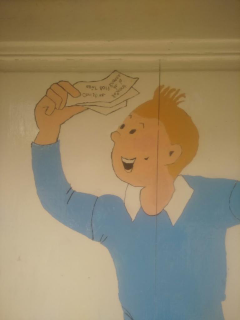 tintin capitaine sur porte (14)