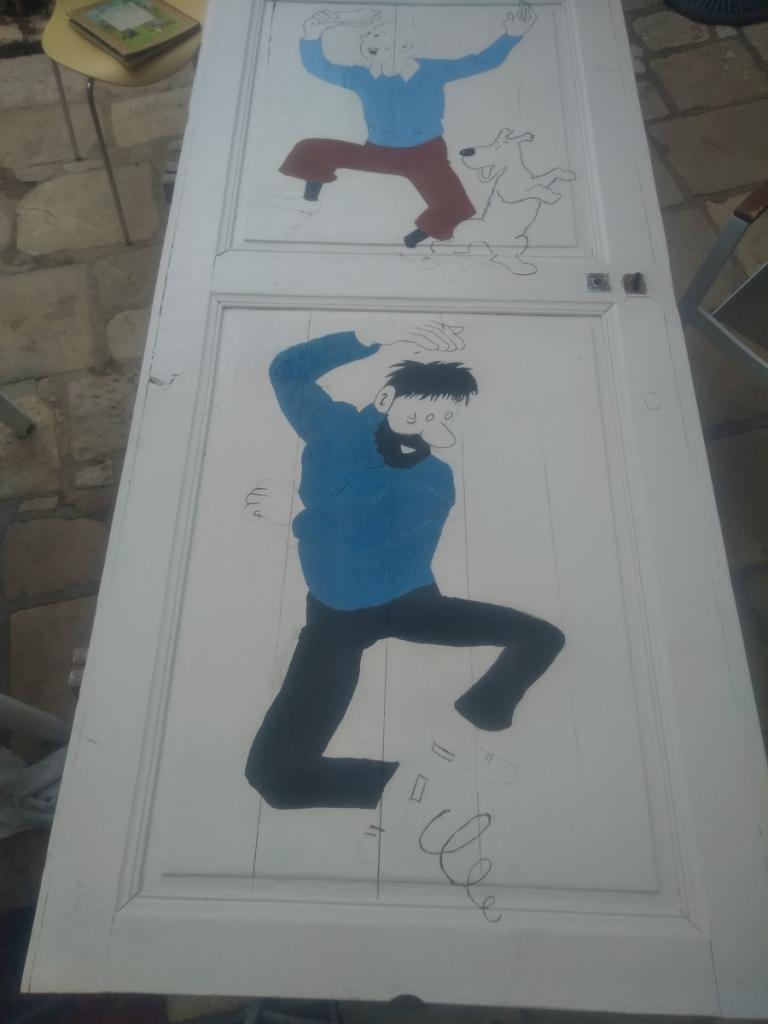 tintin capitaine sur porte (7)